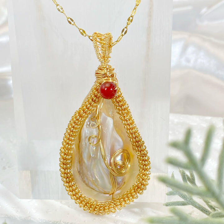 Handmade wire wrapping baroque pearl Pendant - pearlsclam